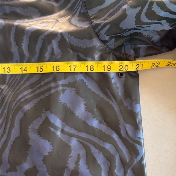 GANNI Tiger Print Water Repellent Biodegradable Raincoat EU36/US4 Oversized - Picture 10 of 10